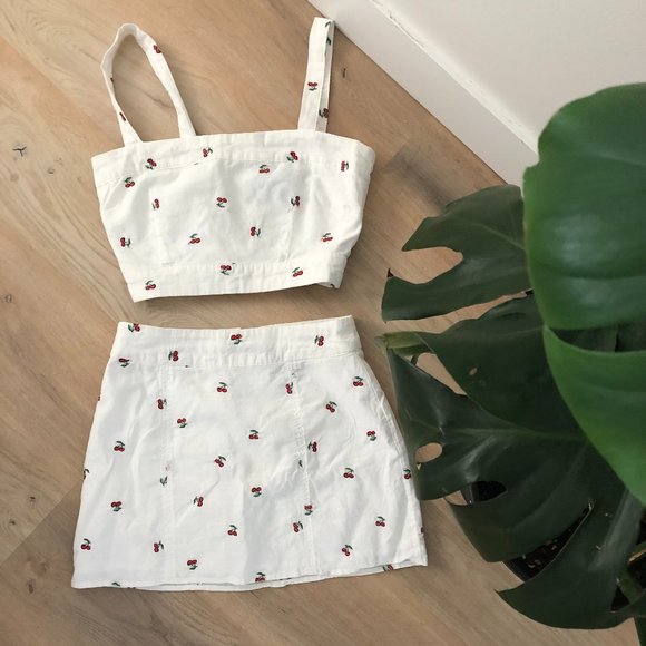 Forever 21 Cherry Co-ord Set - Picture 1 of 3